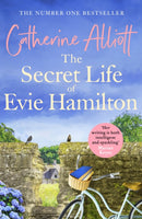 The Secret Life of Evie Hamilton-9780241959411