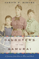 Daughters of the Samurai - A Journey from East to West and Back-9780393077995