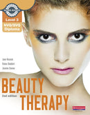 Level 3 NVQ/SVQ Diploma Beauty Therapy Candidate Handbook 2nd edition-9780435027018