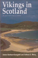Vikings in Scotland : An Archaeological Survey-9780748606412