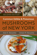 Common Edible and Poisonous Mushrooms of New York-9780815611806