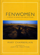 Fenwomen : A Portrait of Women in an English Village-9780956186959