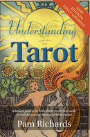 Understanding Tarot : A detailed guide to the Rider-Waite-Smith Tarot cards, for both the new and experienced Tarot-9781037106828