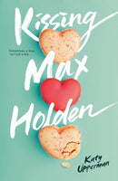 Kissing Max Holden-9781250420893