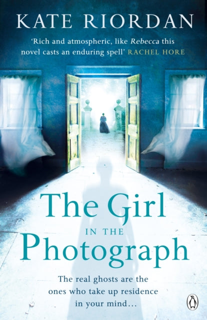 The Girl in the Photograph-9781405917421