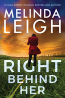 Right Behind Her-9781542007047