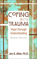 Coping with Trauma : Hope Through Understanding-9781585621699