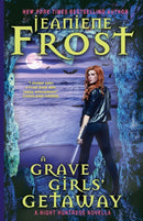A Grave Girls' Getaway-9781641971935