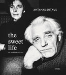 Antanas Sutkus (Bilingual edition) : The Sweet Life [of Nomenklatura]-9783969992982