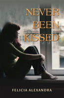 Never Been Kissed-9798895439302