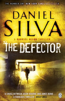 The Defector-9780141042763