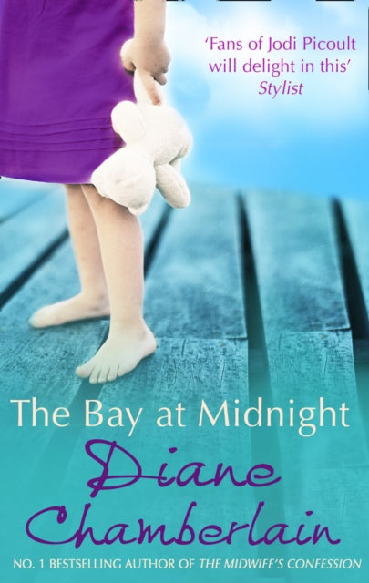 The Bay At Midnight-9780778303640