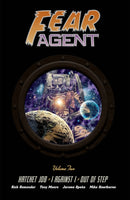 Fear Agent Deluxe Volume 2-9781534326613